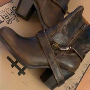 Corral Boots *Never been Worn* 💗🤠